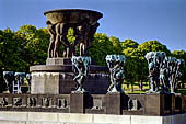 Oslo, Norvegia. Parco Vigeland. La fontana.  